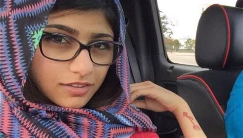 videos de porno de mia khalifa|Vídeos porno de Mia Khalifa (17,501)